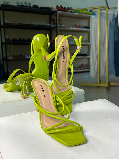 Sandalia disponible